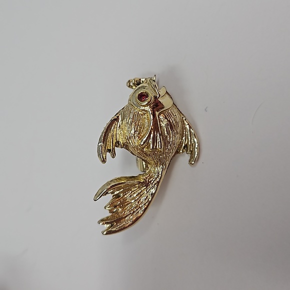 Vintage Volupte Fish Brooch Pin Gold Tone Small - Picture 11 of 12